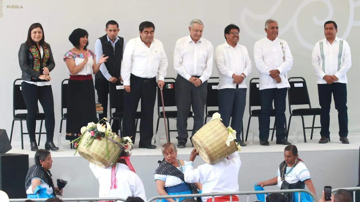 AMLO EN PUEBLA ERIK3